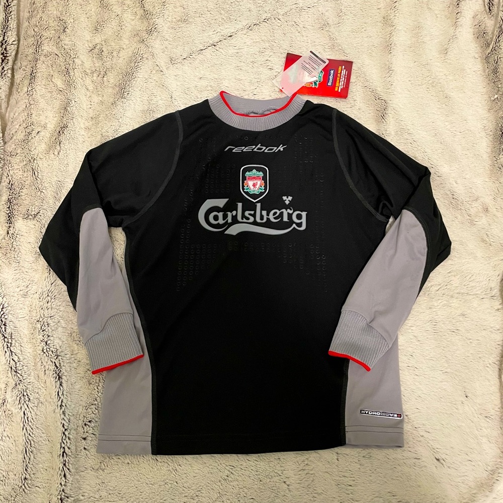 Boys Reebok Liverpool jersey